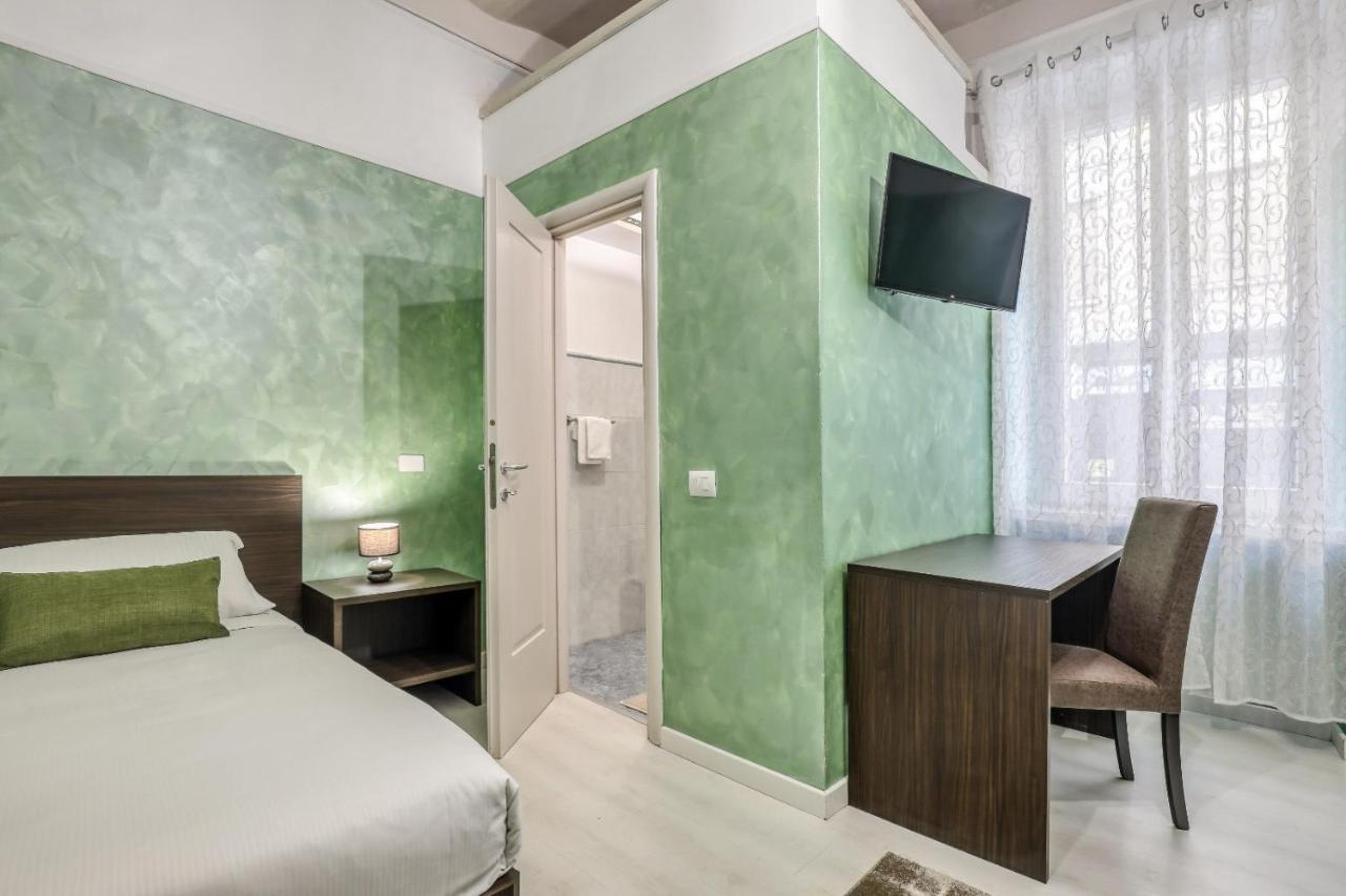 Asso Residence Stazione แตร์นี ภายนอก รูปภาพ