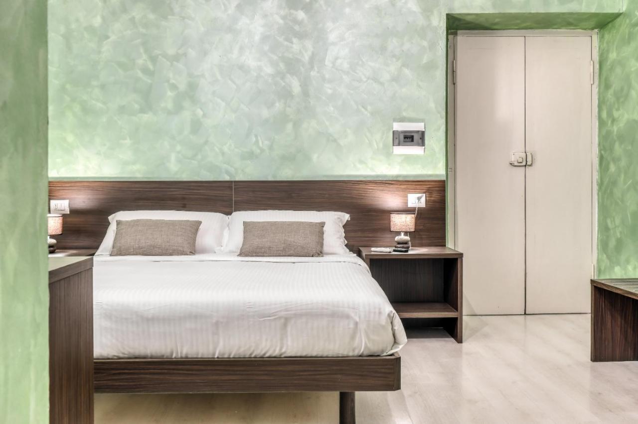 Asso Residence Stazione แตร์นี ภายนอก รูปภาพ