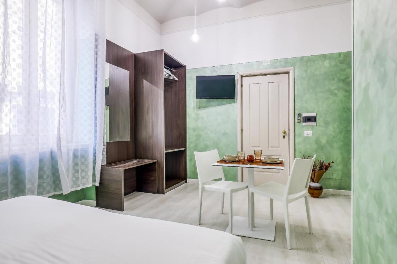 Asso Residence Stazione แตร์นี ภายนอก รูปภาพ